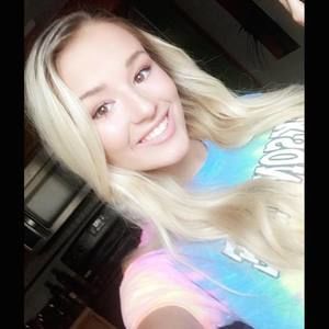 Meet your Posher, Izabela